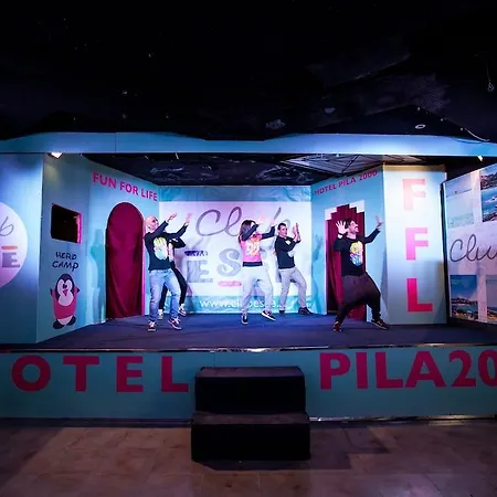 ホテル Club Esse 2000 3*